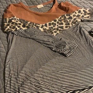 Women’s long sleeve tee